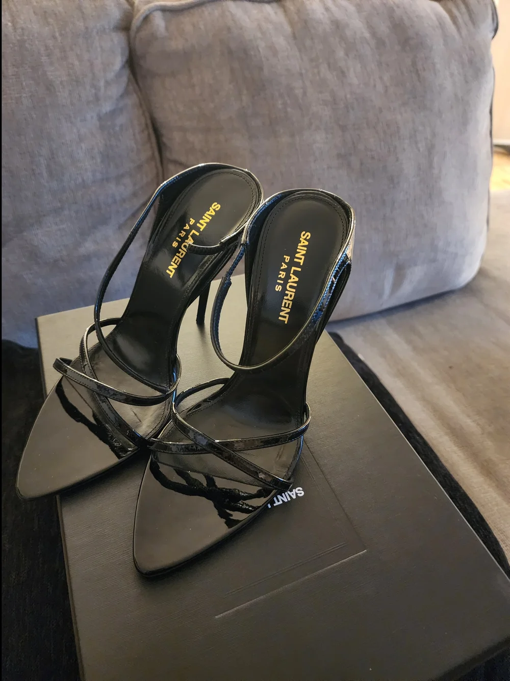 Saint Laurent Black Patent Leather Strappy Pointed-Toe Heel - Picture 3 of 9